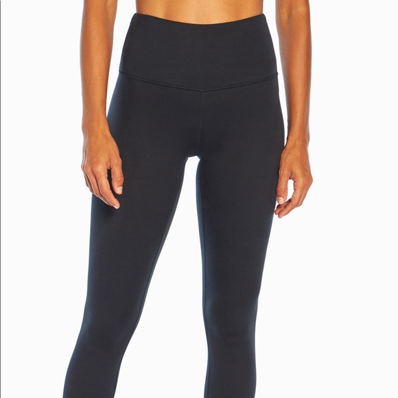 Balance Collection Leggings - Picture 5 of 6